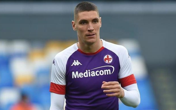 字母哥孤军 字母哥孤军